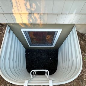 Steel Egress Window Well with Steel Escape Ladder