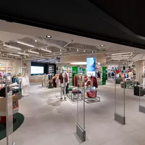 Bild von Lacoste Puteaux La Defense