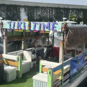 Bild von Tiki Time Party Boats