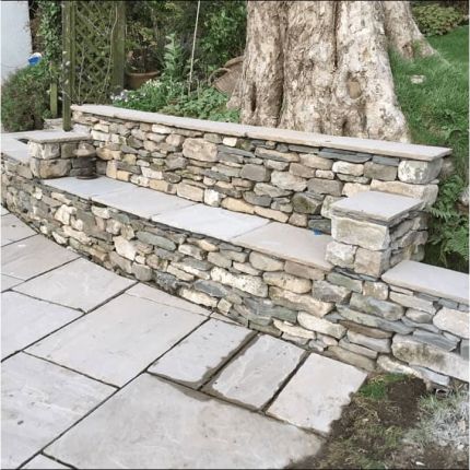 Λογότυπο από Stephen Knowles Stonework