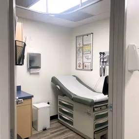 Bild von Comprehensive Community Health Centers - North Hollywood