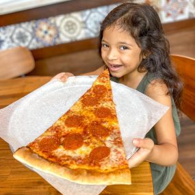 Bild von Russo's New York Pizzeria & Italian Kitchen - Katy Reserve