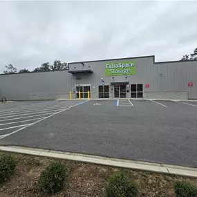 Beauty Image - Extra Space Storage at 3411 Apalachee Pkwy, Tallahassee, FL 32311