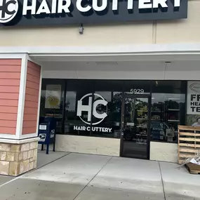Bild von Hair Cuttery Color & Haircuts - Stuart