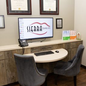 Sierra Smiles Family, Cosmetic & Implant Dentistry Office