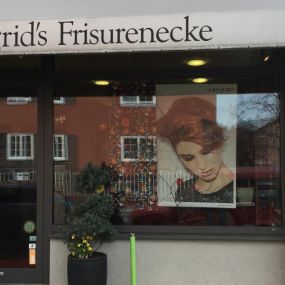 Friseur | Ingrids Frisurenecke | München