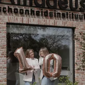 Bild von Schoonheidsinstituut Amadeus