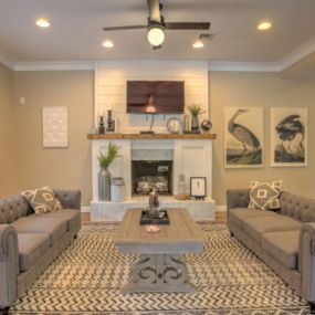 Heatherton Estates | Living Room