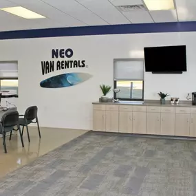 Bild von NEO Van Rentals – Wooster