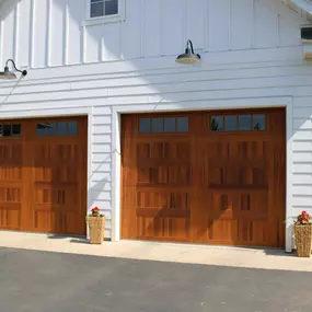 CHI Residential Garage Door
Stamped Carriage House