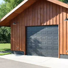 CHI Residential Garage Door
Raised Panel Family