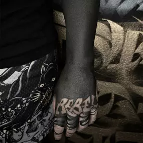 Bild von Lunar Ink Gallery Tattoo Shop & Piercing Studio