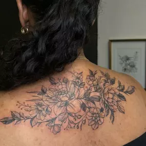 Bild von Lunar Ink Gallery Tattoo Shop & Piercing Studio