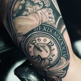 Bild von Lunar Ink Gallery Tattoo Shop & Piercing Studio