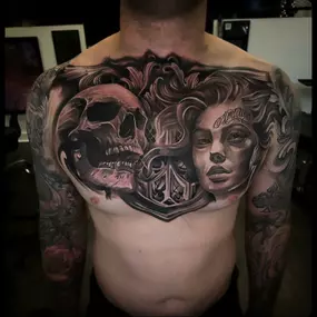 Bild von Lunar Ink Gallery Tattoo Shop & Piercing Studio