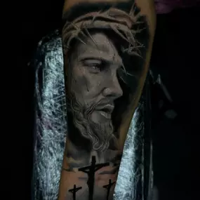 Bild von Lunar Ink Gallery Tattoo Shop & Piercing Studio