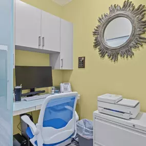 At Jupiter Smiles Dentistry, we believe your smile deserves the ultimate care. Led by Dr. Michael Scherb and Dr. Katherine Paulette, our practice offers comprehensive dental treatment for patients of all ages, with a focus on cosmetic dentistry and TMJ therapy. Together with our dedicated team, Dr. Scherb and Dr. Paulett are committed to helping you and your family achieve optimal oral health and a brilliant, confident smile.