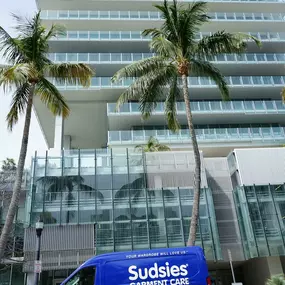 Bild von Sudsies Dry Cleaners Miami Beach