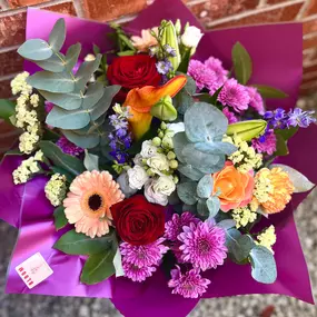 Bild von BLOOM Florist - Holmes Chapel (order online or by phone only)