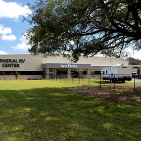 A shot of the front of the General RV Tampa store.