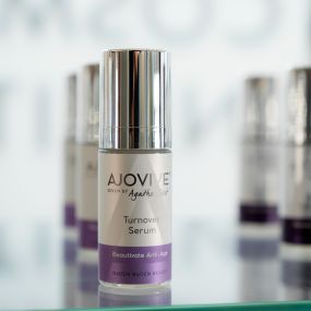 Bild von Kosmetikstudio Baden-Baden | AJOVIVE COSMETIC INSTITUTE by Agathe Jost