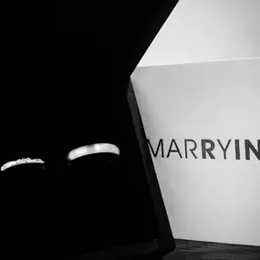 Bild von MARRYING