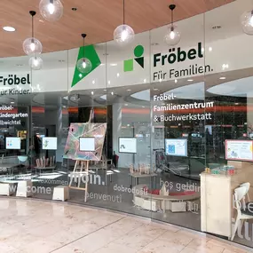 Fröbel-Buchwerkstatt Hamburg im ELBE Einkaufszentrum, © 2024 Fröbel e.V. Alle Rechte vorbehalten