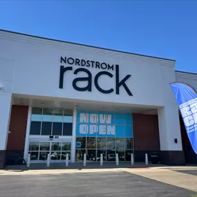 Bild von Nordstrom Rack Deerfield Towne Center