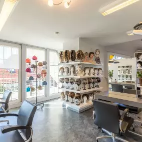 Bild von Friseursalon / Perückengeschäft Treffpunkt Haarschnitt