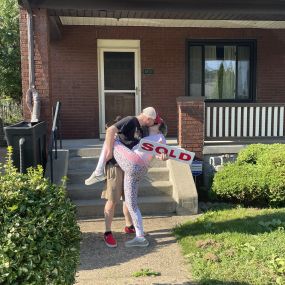 Pittsburgh Real Estate Agent Celebrates Clients Home Purchase