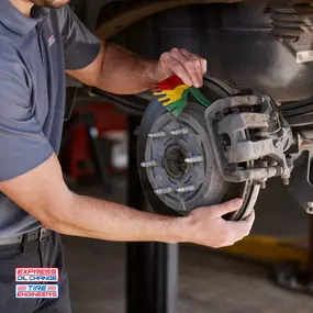 Bild von Express Oil Change & Tire Engineers