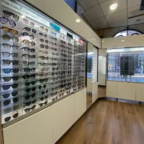 Bild von Optique Vision - Opticians Nottingham