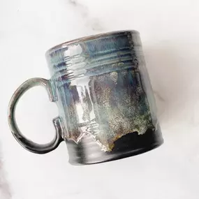 Enjoy a relaxing evening of painting with us at Stafford Cidery.
Registration includes your pottery, the use of our specialty glazes, and one drink from the bar.
Once you've finished your painting we will bring your pottery back to our studio to be kiln fired.
Learn more + register online.