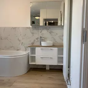 Bild von Bathtub Wholesale