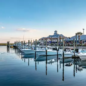 Close to multiple options for waterside dining plus only 10 minutes from Barefoot Landing and North Myrtle Beach Shops