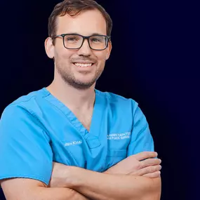 Adam Kinal, MD is a cosmetic surgeon. He earned his Residency from the University of Southern California & his Cosmetic Surgery Fellowship from Southern Surgical Arts in Tennessee. Dr. Kinal’s goal is to provide patients with the highest quality care with natural-looking results.