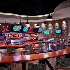 With more than 40 HDTVs, including three multi-format TV walls, don’t miss a minute of the sporting action. Enjoy fast, friendly service in a sleek, contemporary space. Our private dining room makes it easy to entertain groups of up to 30.