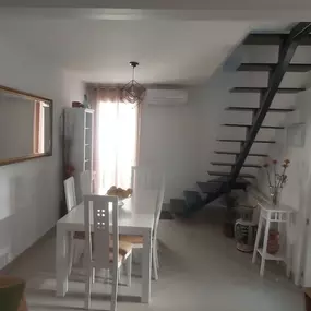 comedor_escalera.jpg