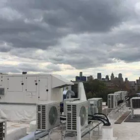 Referencing leading sustainability standards such as LEED, BREEAM, and WELL, our HVAC technicians will flush your building to remove potentially contaminated air and bring 100% outside, fresh air inside. We’re passionate about improving air quality to provide business owners and employees with clean workplaces.