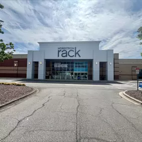 Bild von Nordstrom Rack Triangle Town Place