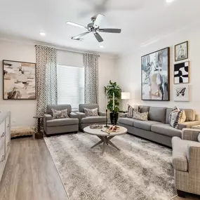 Soaring 10-Foot Ceilings