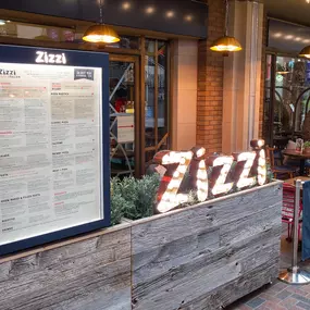 Zizzi - The O2