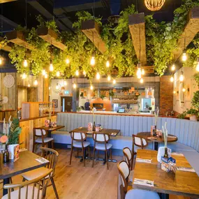 Zizzi Chester - Interiors