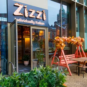 Zizzi Chester - Exteriors