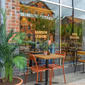Zizzi Gloucester Quays, inviting outdoor seating along the Quays’ riverside walk.