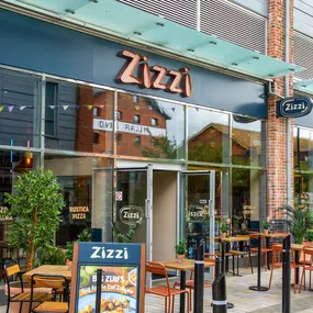 Zizzi Gloucester Quays, inviting outdoor seating along the Quays’ riverside walk.