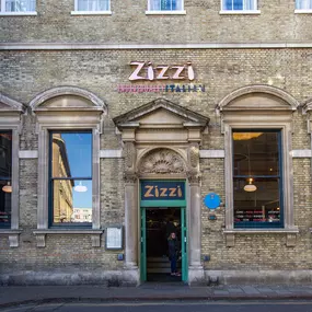 Exterior view of Zizzi Cambridge Benedict St