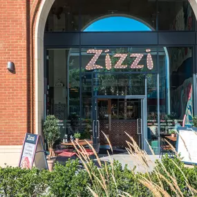 Zizzi Aylesbury, Exteriors, September 2019