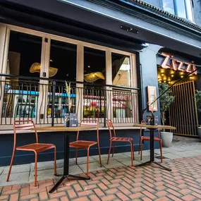 Zizzi Basingstoke, refreshed black frontage on London Street.