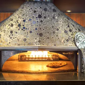 Zizzi Bankside, a rustic-modern Pizza Oven